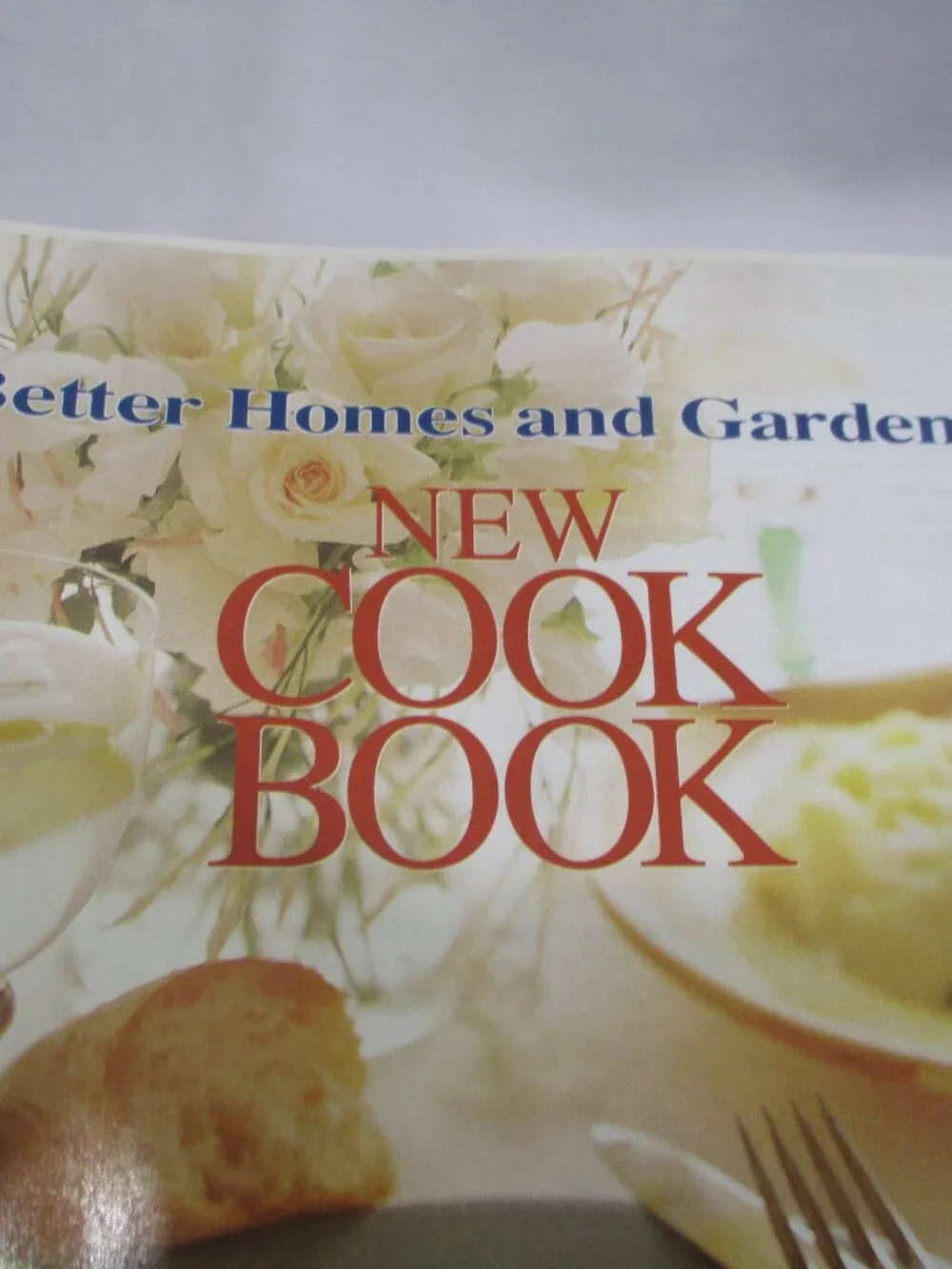 Better Homes & Garden New Cookbook 11th Edition 1996 Meredith Corp. binder